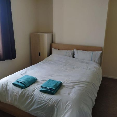 SELF CATERING 2 Bedroom Flat Edinburg Exteriör bild
