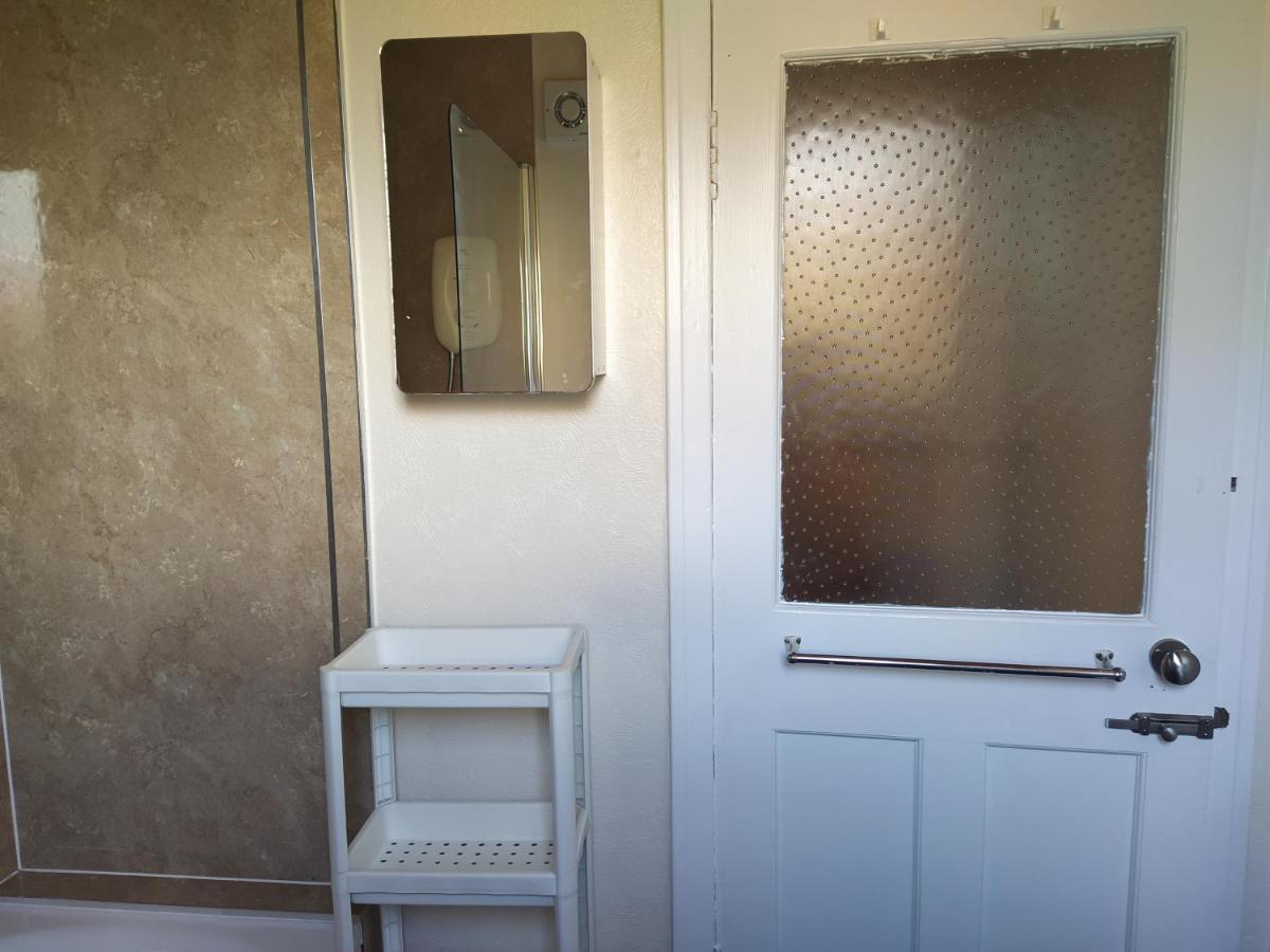 SELF CATERING 2 Bedroom Flat Edinburg Exteriör bild