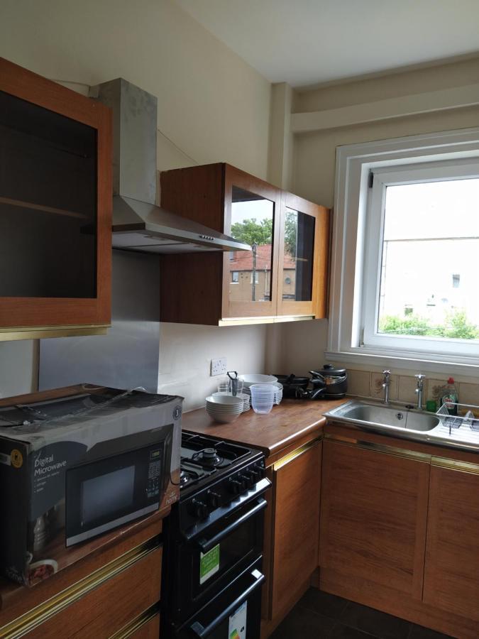 SELF CATERING 2 Bedroom Flat Edinburg Exteriör bild