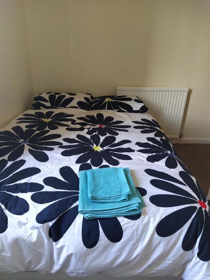 SELF CATERING 2 Bedroom Flat Edinburg Exteriör bild